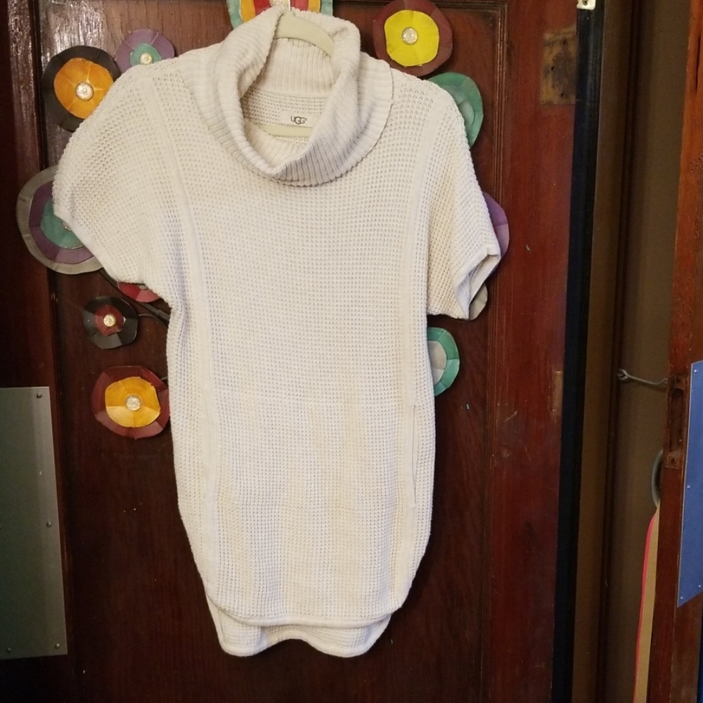UGG sweater